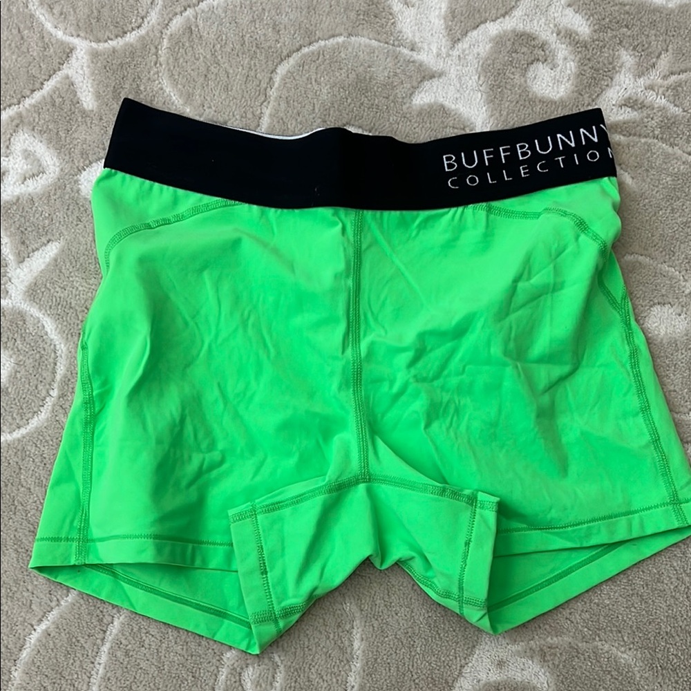 Buffbunny Neon Green shorts